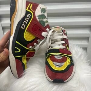 GUCCI Ultrapace Mid-Top Reflective Logo Distressed Floral Sneaker Size 37